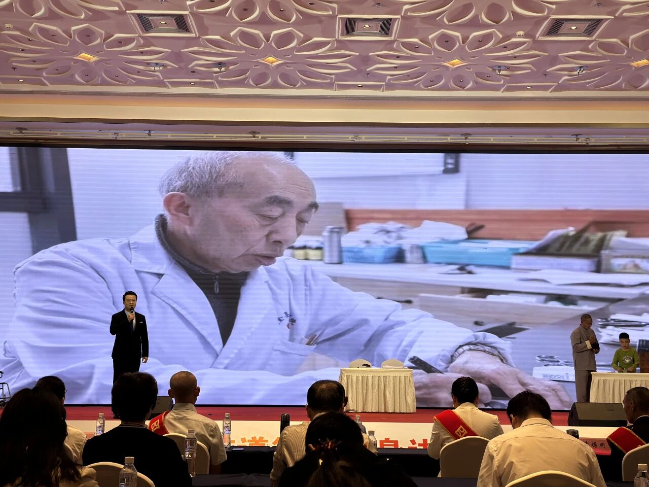 微信图片_2025-10-23_175306_073